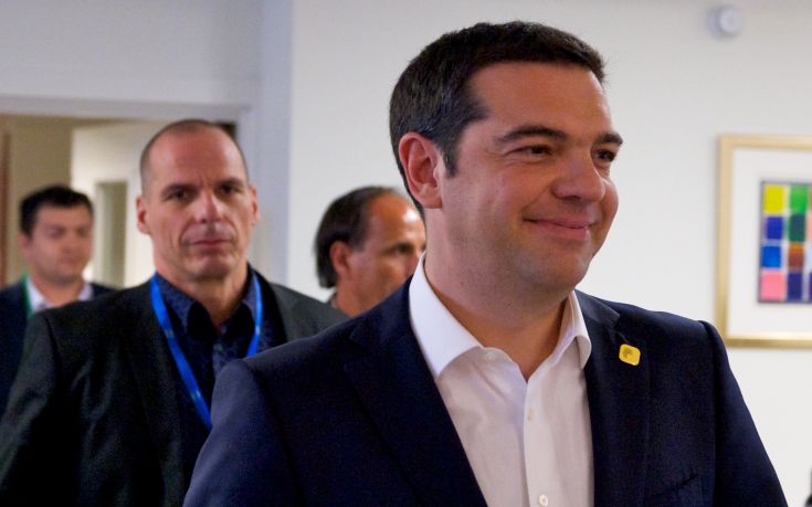 «Ο Βαρουφάκης απείλησε να φύγει από την κυβέρνηση μαζί με βουλευτές του ΣΥΡΙΖΑ»