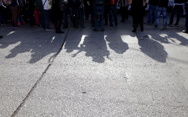 Να μην εκτελεσθεί το ένταλμα σύλληψης για τους Έλληνες ζητούν οι συνήγοροί τους