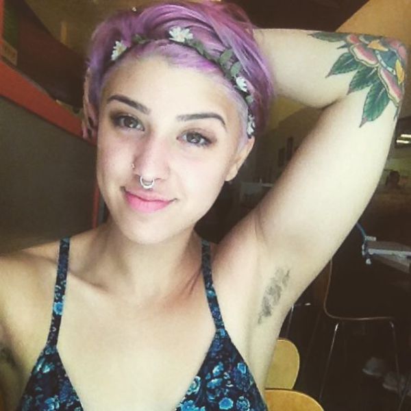 hairy_female_armpits_are_the_latest_instagram_sensation_640_02 hairy_female_armpits_are_the_latest_instagram_sensation_640_02