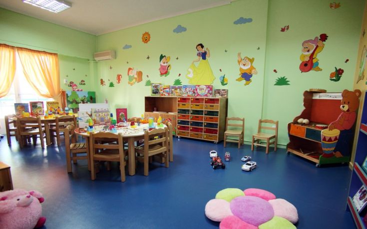 Νέο σύστημα στα δωρεάν «voucher» για τους παιδικούς σταθμούς εξετάζει η κυβέρνηση
