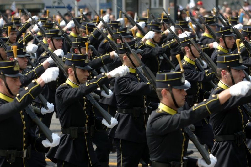 Εννέα χιλιάδες υποψήφιοι για τις προκαταρκτικές εξετάσεις στρατιωτικών σχολών