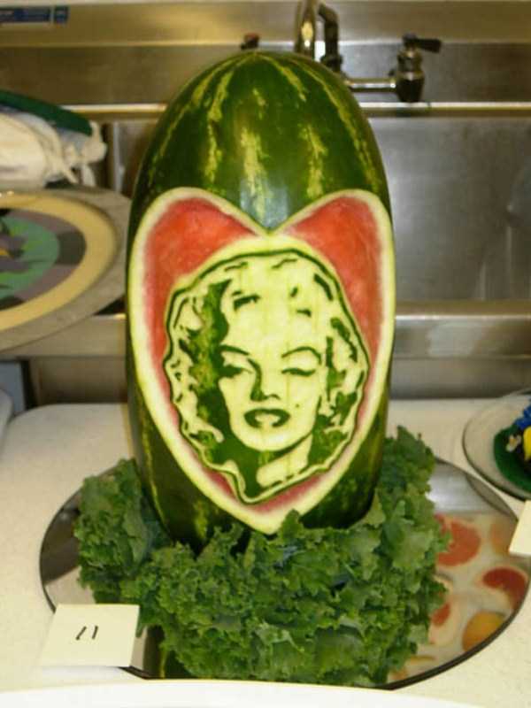 amazing-watermelon-carvings-17