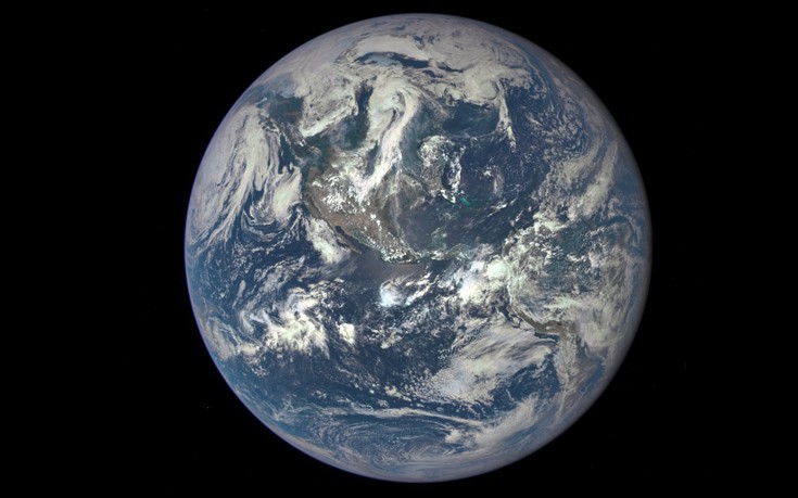 Φωτογραφία της Γης από απόσταση ενός εκατομμυρίου μιλίων