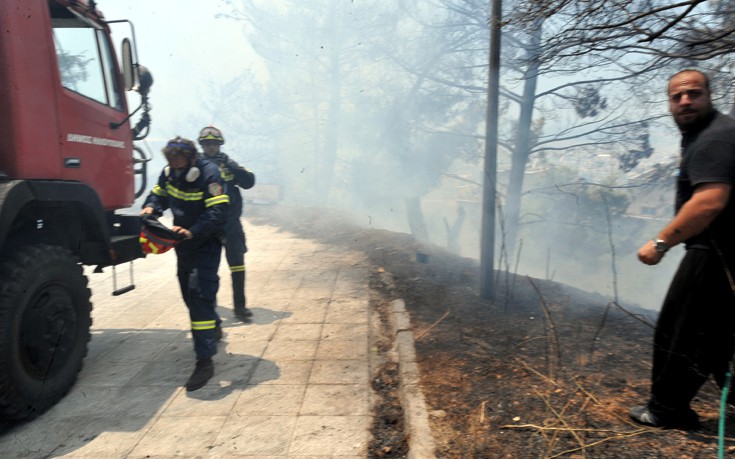 Στο νοσοκομείο με αναπνευστικά προβλήματα 4 ασθενείς θεραπευτηρίου στον Καρέα