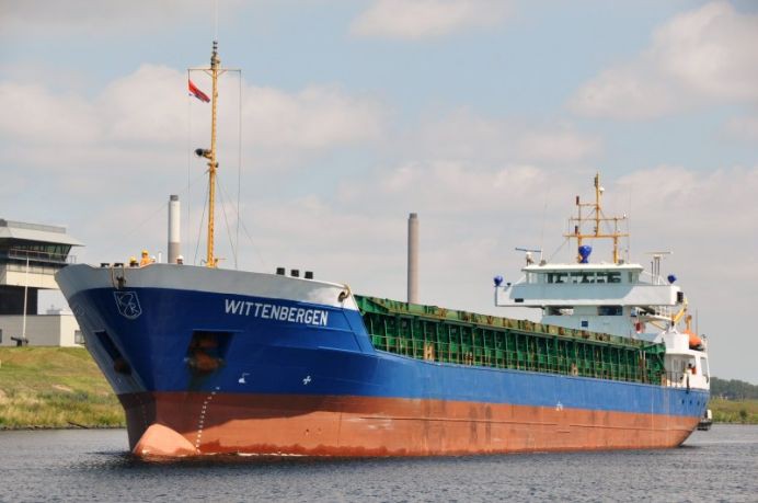 Προσάραξη πλοίου με 3.000 τόνους σιδηρομεταλλεύματος