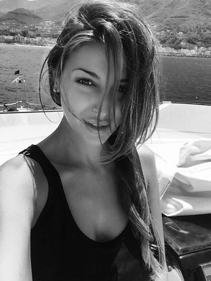 Η Christina Buccino ξεσηκώνει την άμμο και το Instagram