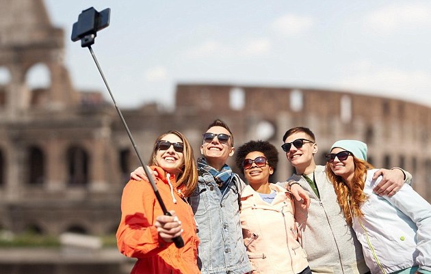 Πού απαγορεύονται τα selfie sticks