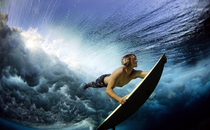 Η φωτογραφική μαγεία του surfing