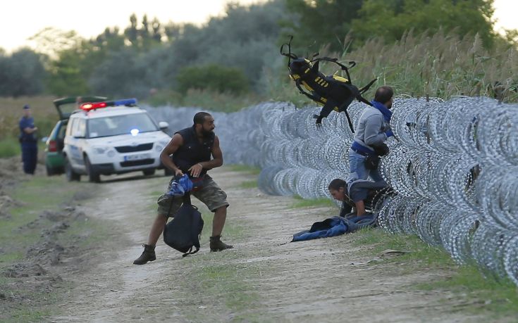 ΟΥΓΓΑΡΙΑ ΣΥΝΟΡΑ  ΜΕΤΑΝΑΣΤΕΣ ΠΡΟΣΦΥΓΕΣ