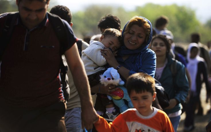 Πάνω από 100.000 πρόσφυγες και μετανάστες μπήκαν τον Αύγουστο στην Ελλάδα