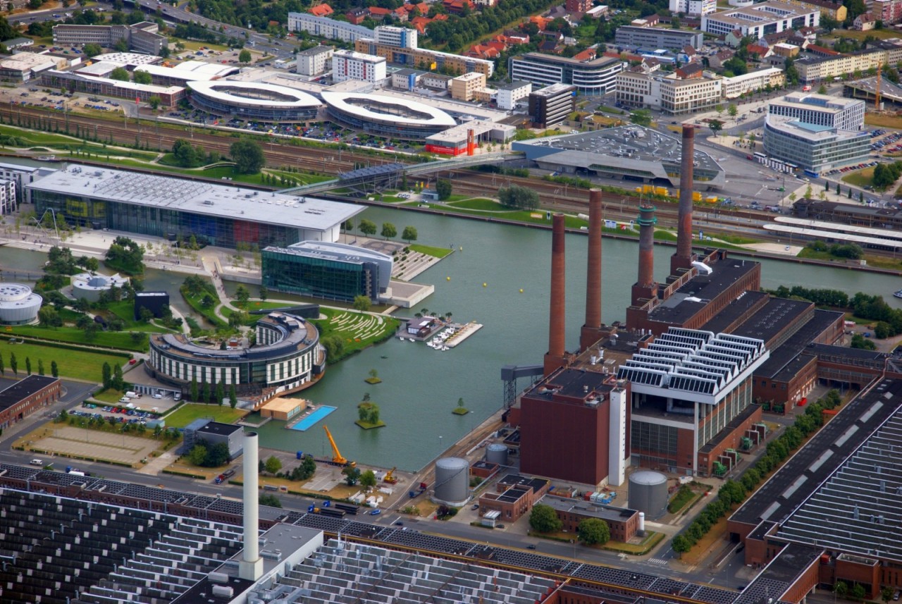 Βόλφσμπουργκ, μία πόλη που αναπνέει στον ρυθμό της Volkswagen