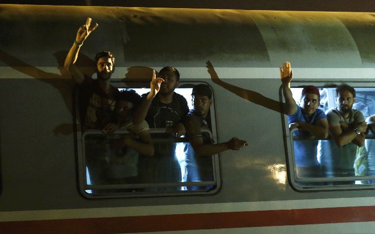 Τραίνο γεμάτο μετανάστες έφτασε στην Ουγγαρία από την Κροατία