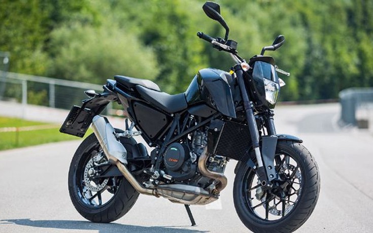 Αποκαλύψεις για το KTM 690 Duke 2016