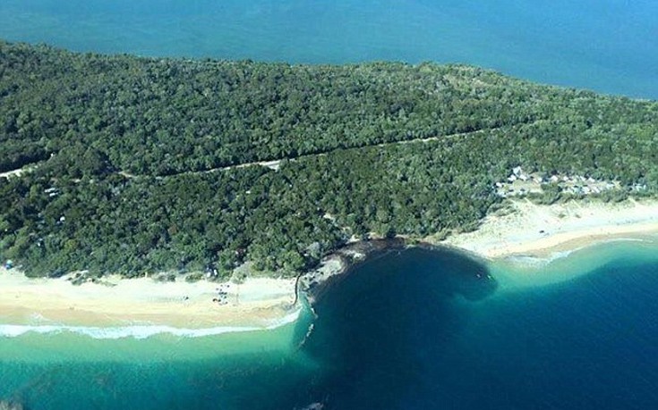 Καταβόθρα «κατάπιε» παραλία στην Αυστραλία