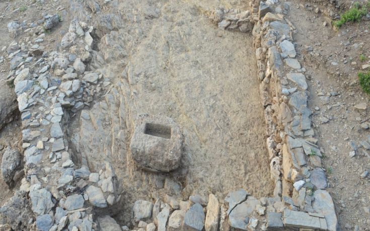 Στο «φως» λιθόκτιστος, κιβωτιόσχημος τάφος στη Μυτιλήνη
