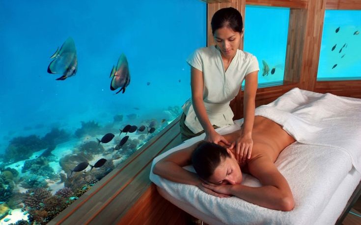 Huvafen Fushi Underwater Spa