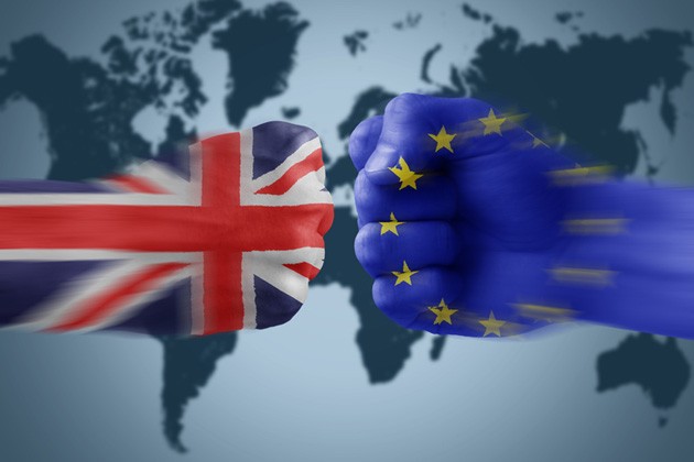 Προβάδισμα 10 μονάδων στη Βρετανία η παραμονή στην ΕΕ