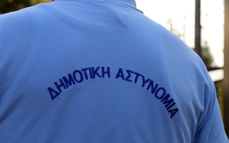 Ο Δήμος Αθηναίων επιστρέφει 17.000 ευρώ σε τέσσερις πολίτες για λάθη στις κλήσεις