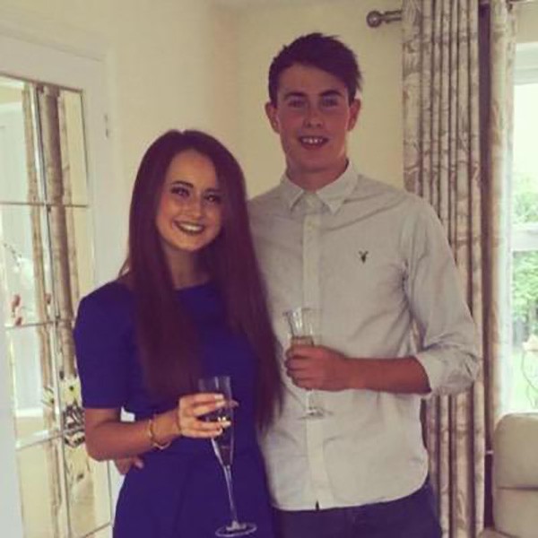 guys-throw-a-funeral-for-their-friend-who-left-them-for-a-girl-4-photos-5 guys-throw-a-funeral-for-their-friend-who-left-them-for-a-girl-4-photos-5