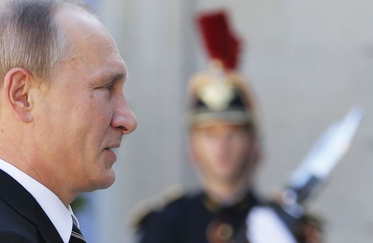 Στο Μέγαρο των Ηλυσίων για συνομιλίες για τη Συρία ο Πούτιν