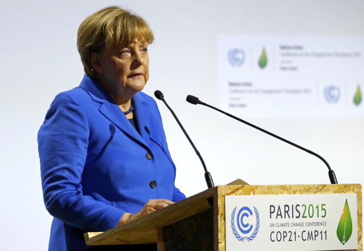 Δεσμευτικούς επανελέγχους σε μια συμφωνία για το κλίμα ζητά η Μέρκελ