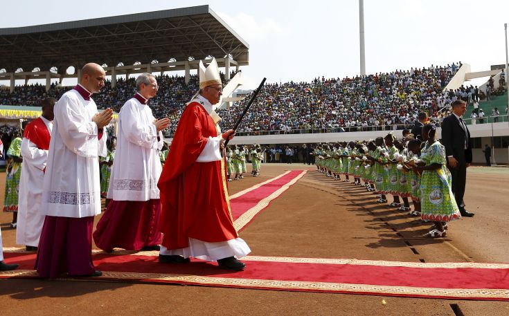 Πάπας: Χριστιανοί και μουσουλμάνοι είναι αδέλφια