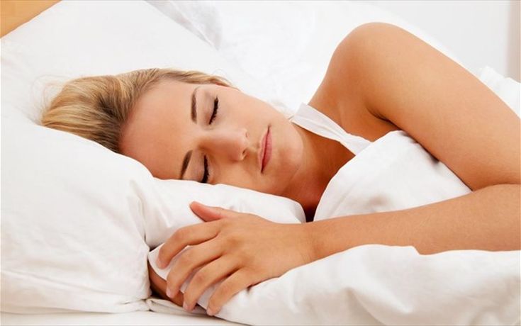 Τρία πράγματα που δεν πρέπει να κάνετε πριν κοιμηθείτε