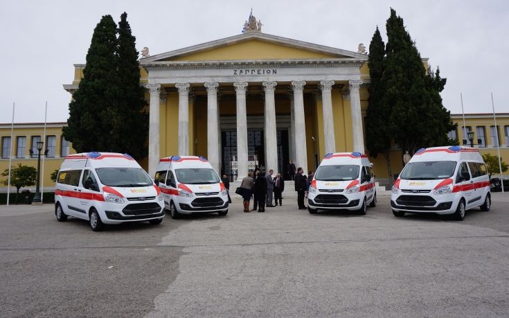 Δωρεά πέντε ασθενοφόρων από τη Γερμανία στην Ελλάδα