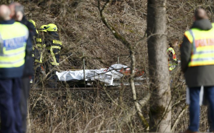 Έρευνες στη Βαυαρία για το πολύνεκρο σιδηροδρομικό δυστύχημα