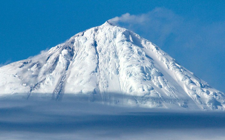 Σπάνιες εικόνες από έκρηξη ηφαιστείου στην Ανταρκτική