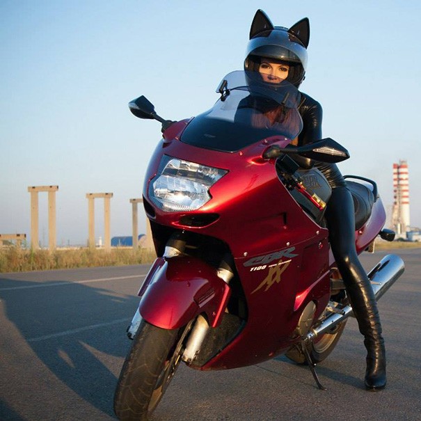 cat-helmets-motorcycle-neko-nitrinos-motostudio-14 cat-helmets-motorcycle-neko-nitrinos-motostudio-14