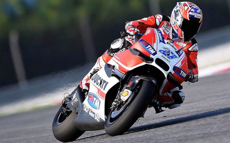 Ο Casey Stoner επέστρεψε στη σέλα μιας Ducati