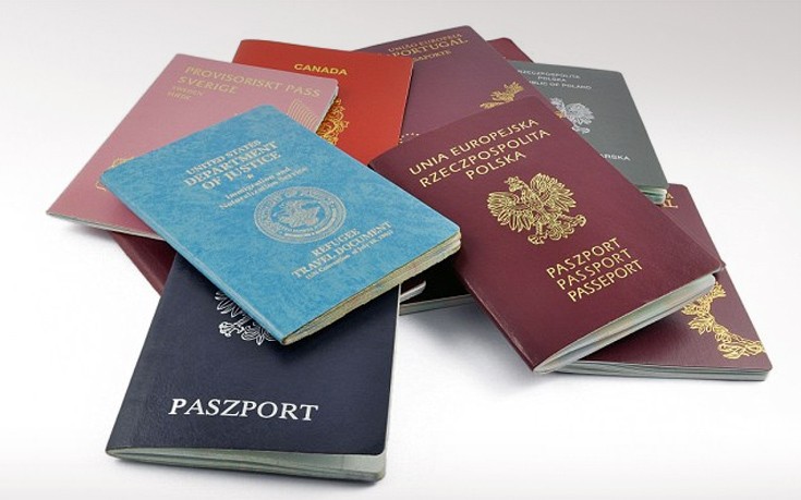 Γιατί τα διαβατήρια έχουν διαφορετικά χρώματα