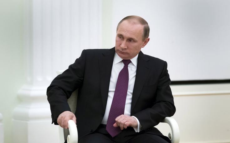 Χάρη σε κατηγορούμενη για εσχάτη προδοσία απένειμε ο Πούτιν