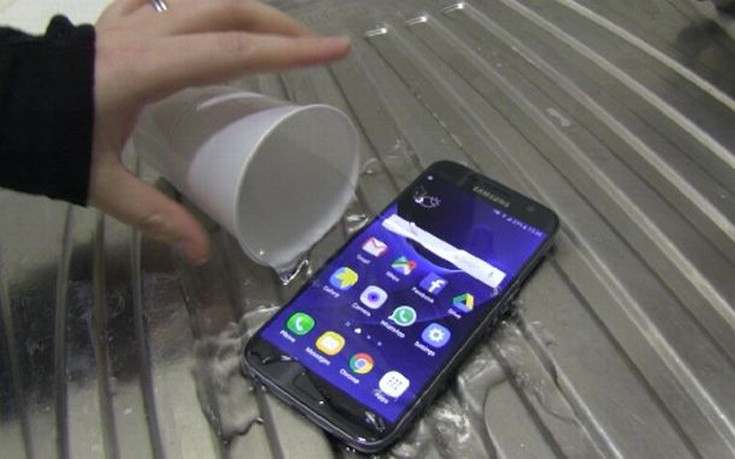Πόσο αδιάβροχο είναι τελικά το Samsung Galaxy S7