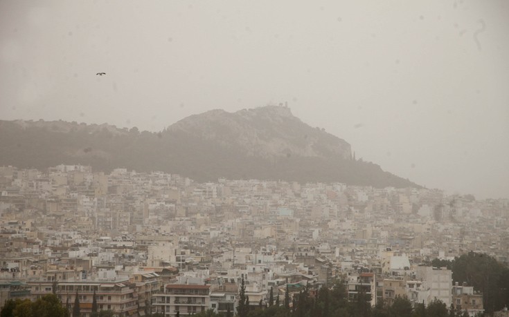 Αφρικανική σκόνη και καταιγίδες συνθέτουν το σκηνικό του καιρού