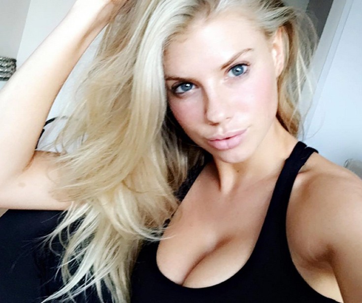 Αποκαλυπτική στο Instagram η Charlotte McKinney