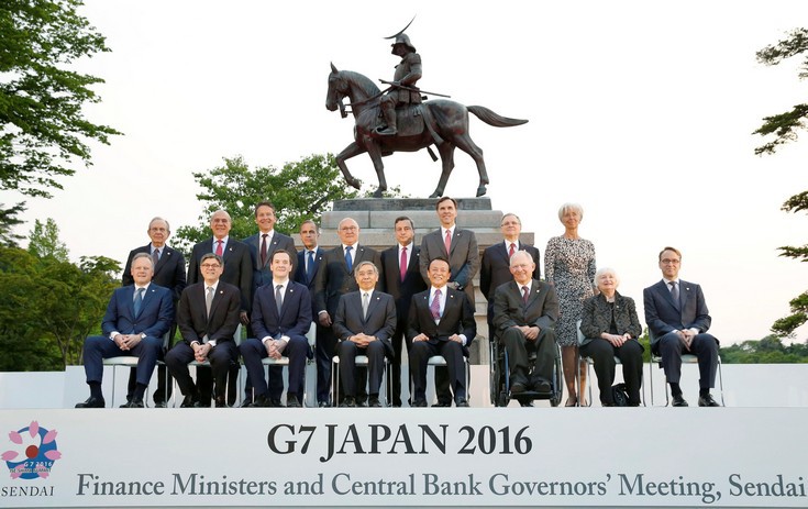 Δέσμευση των G7 να κρατήσουν ανέπαφες τις ισοτιμίες