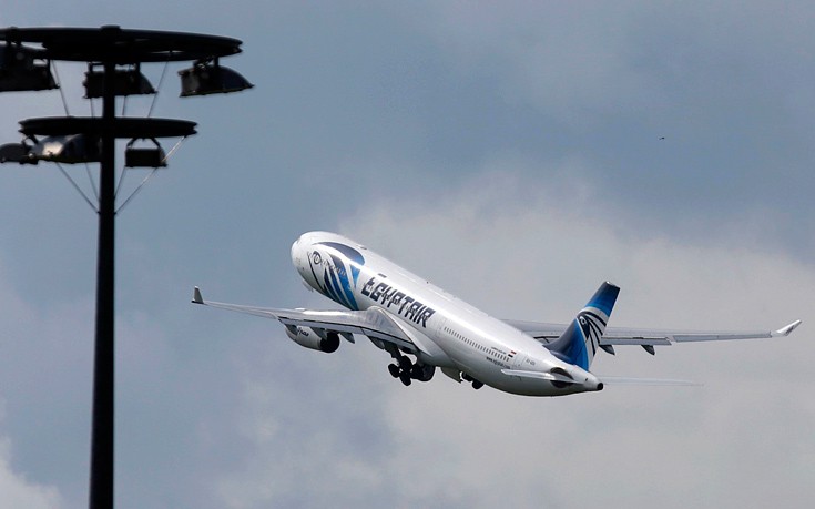 Η Αίγυπτος ανέθεσε σε γαλλική εταιρεία να βρει τα μαύρα κουτιά του Airbus A320 της EgyptAir