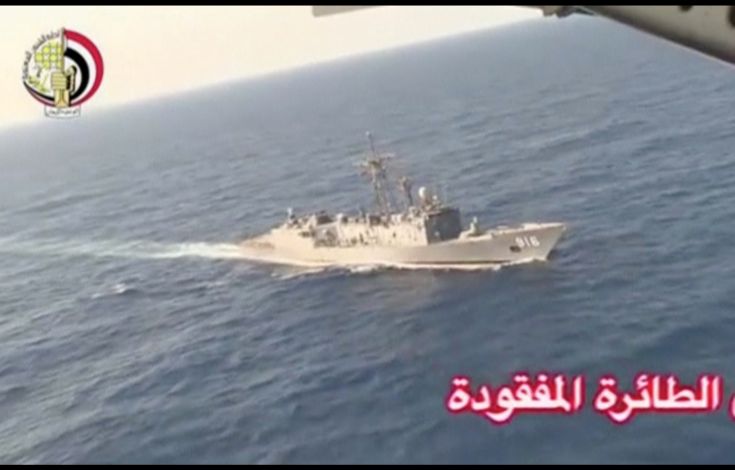 Συντρίμμια του αεροσκάφους της EgyptAir βρήκε ο αιγυπτιακός στρατός