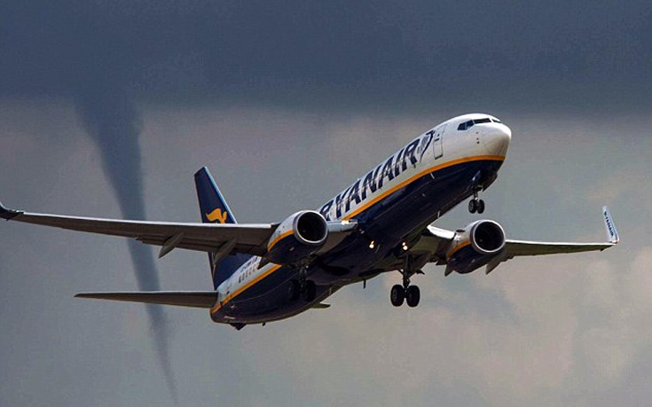 Ακυρώνει 110 πτήσεις η Ryanair λόγω της απεργίας των ελεγκτών εναέριας κυκλοφορίας