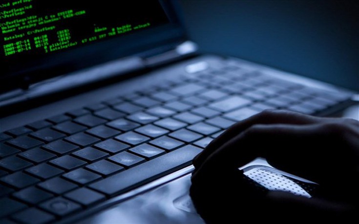 Εκατοντάδες εκατομμύρια διευθύνσεις email στα χέρια χάκερς