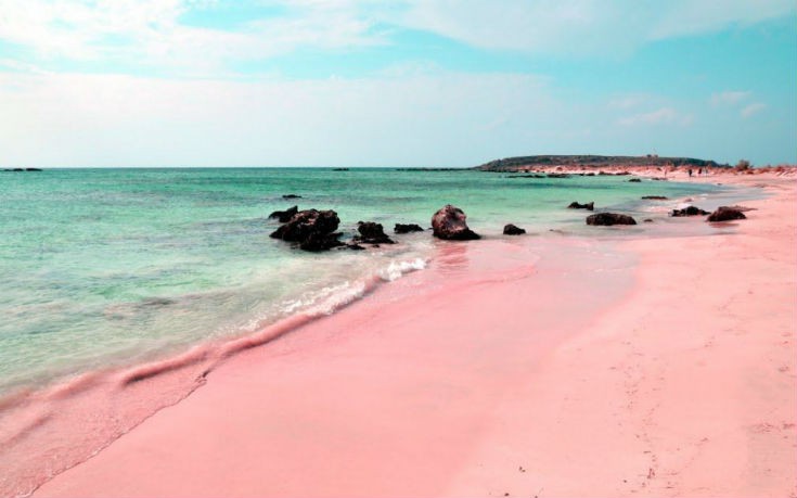 Η εντυπωσιακή ροζ παραλία στο Harbour Island στις Μπαχάμες