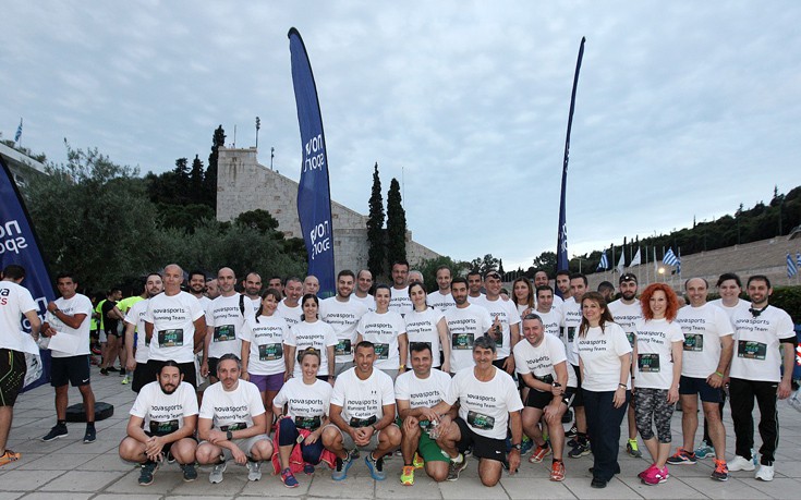 Η «Novasports Running Team» έτρεξε στο Lighting Up Athens