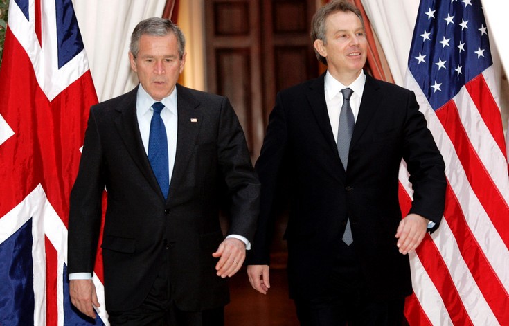 Ο «όρκος» του Μπλερ στον Τζορτζ Μπους και τα ψέματα για την εισβολή στο Ιράκ