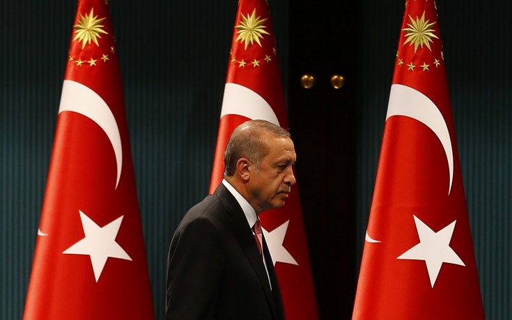 Ο Ερντογάν κατηγορεί στρατηγό των ΗΠΑ ότι στηρίζει τους πραξικοπηματίες