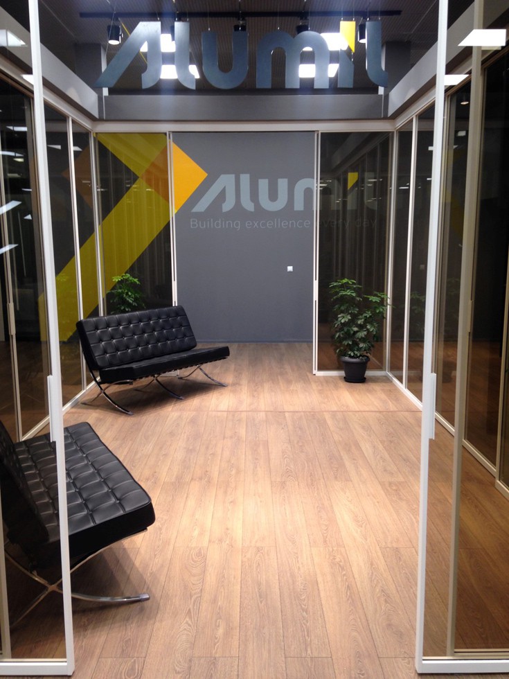 alumil4