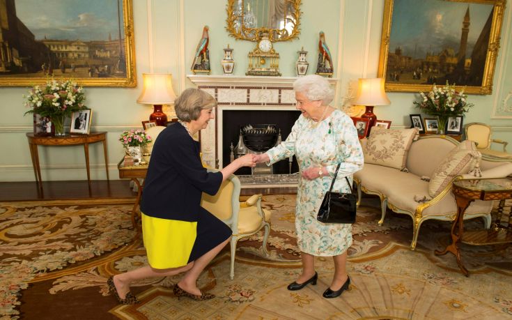 Βασίλισσα Ελισάβετ: Προτεραιότητα της κυβέρνησής η μεγαλύτερη δυνατή συναίνεση για το Brexit