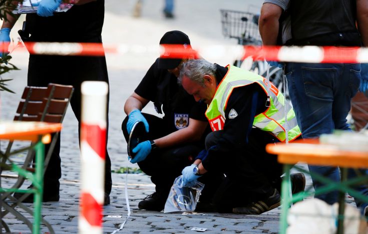 «Ισλαμιστικό υπόβαθρο» στις επιθέσεις σε Βίρτσμπουργκ και Άνσμπαχ