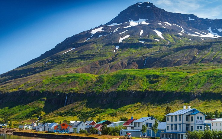 Η παράδοξη ομορφιά της ανατολικής ακτής της Ισλανδίας